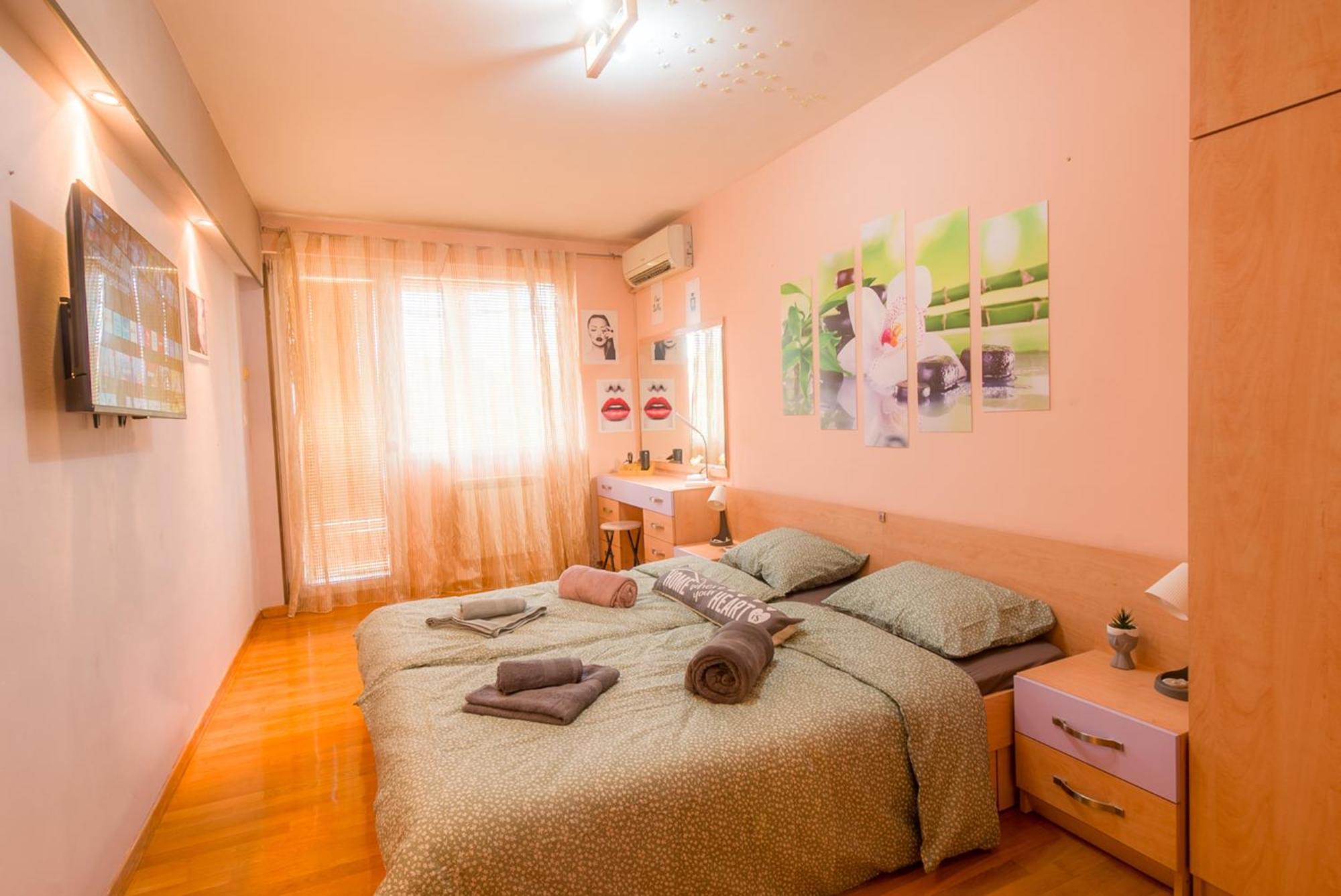 Top Center Spacious Apartment With Ac And Free Underground Parking Sofia Zewnętrze zdjęcie