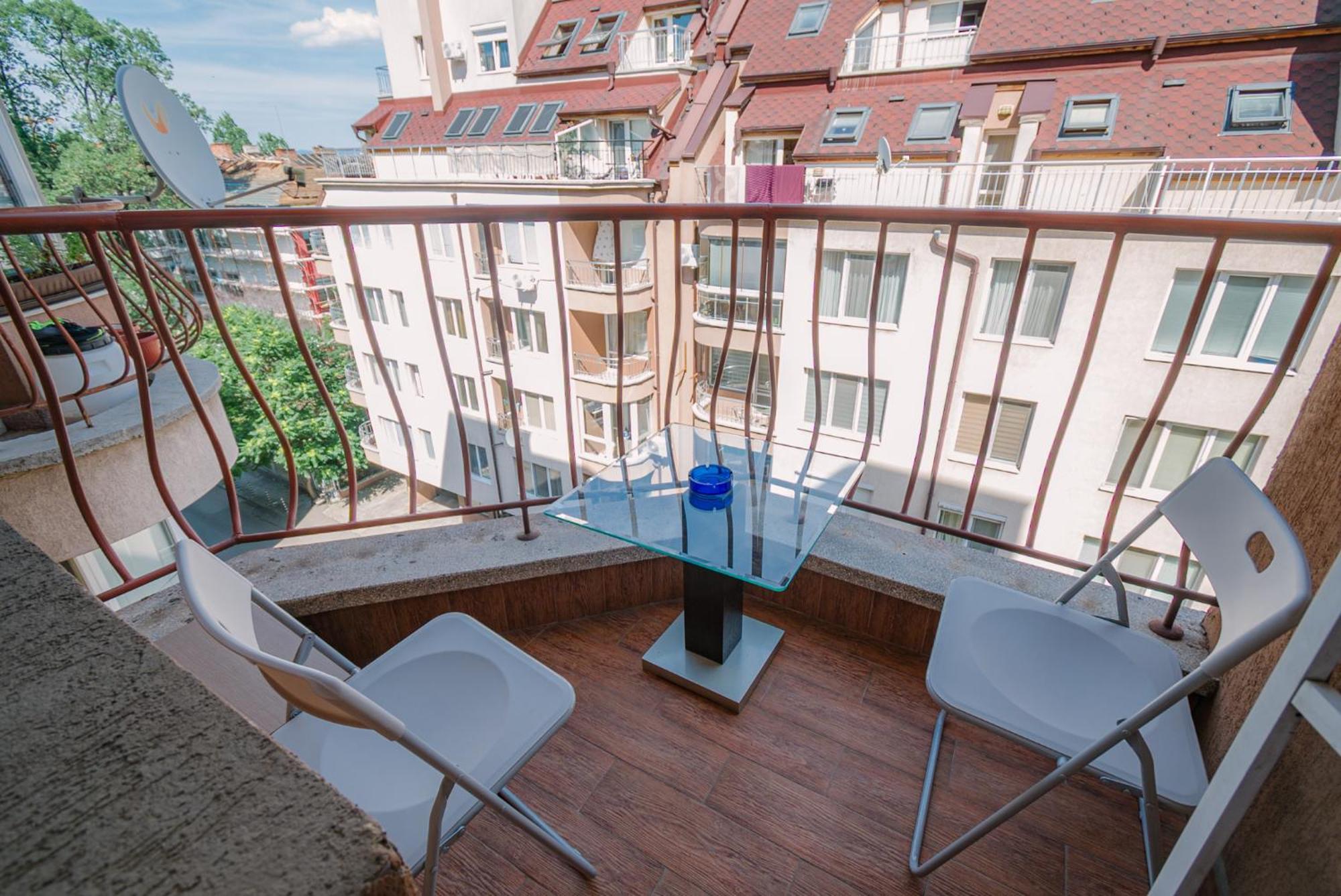 Top Center Spacious Apartment With Ac And Free Underground Parking Sofia Zewnętrze zdjęcie